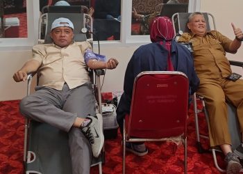 Ketua DPRD Sumenep dan Staf Sekwan Rutin Donor Darah Setiap Tiga Bulan